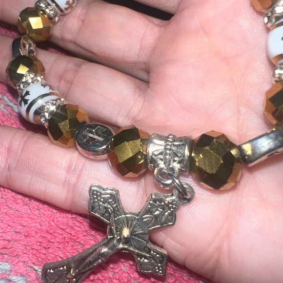 Gold and white religious stretchy bracelet - Picture 2 of 3